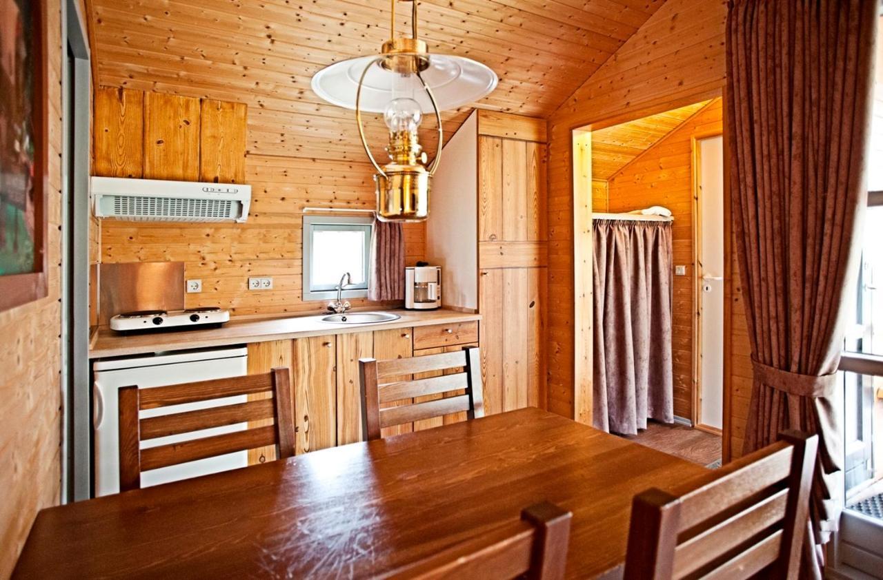 Legoland Wild West Cabins Биллунн Экстерьер фото