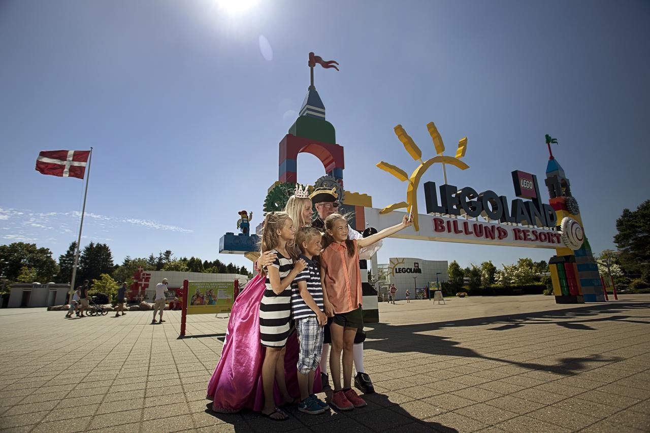 Legoland Wild West Cabins Биллунн Экстерьер фото